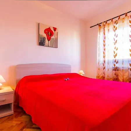 Apartment Valbandon