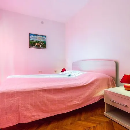 Apartment Valbandon *